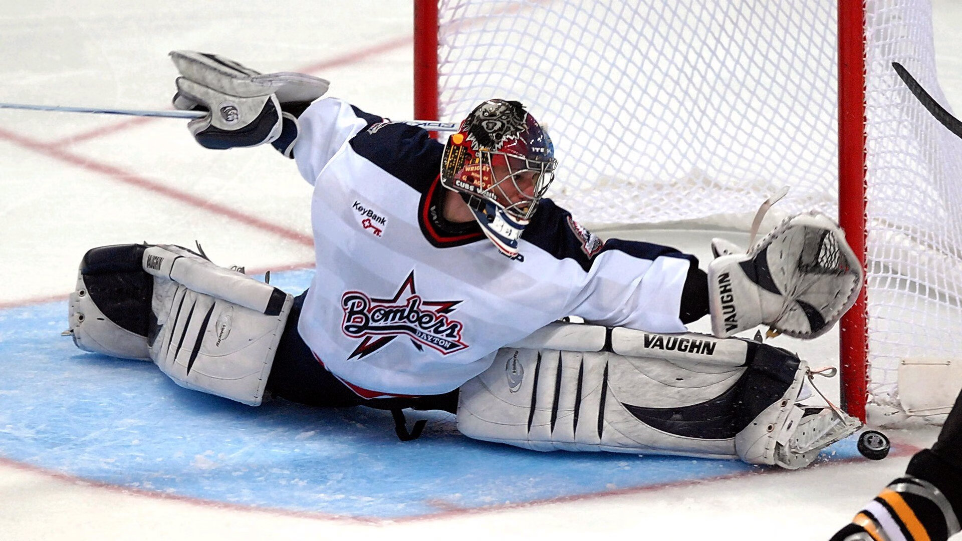 对阵德国开局失利,首战70–102告负,高芙个人简历