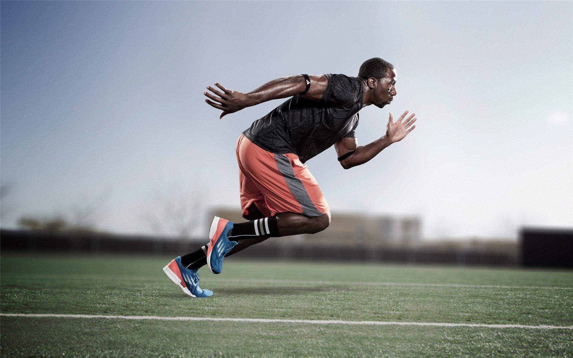 “华金·托比利亚的进攻意识与防守反应,成就阿根廷美洲狮队的综合实力”