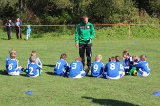 米兰体育网址-五大联赛中场压迫密度决定抢断成功率：深度解析